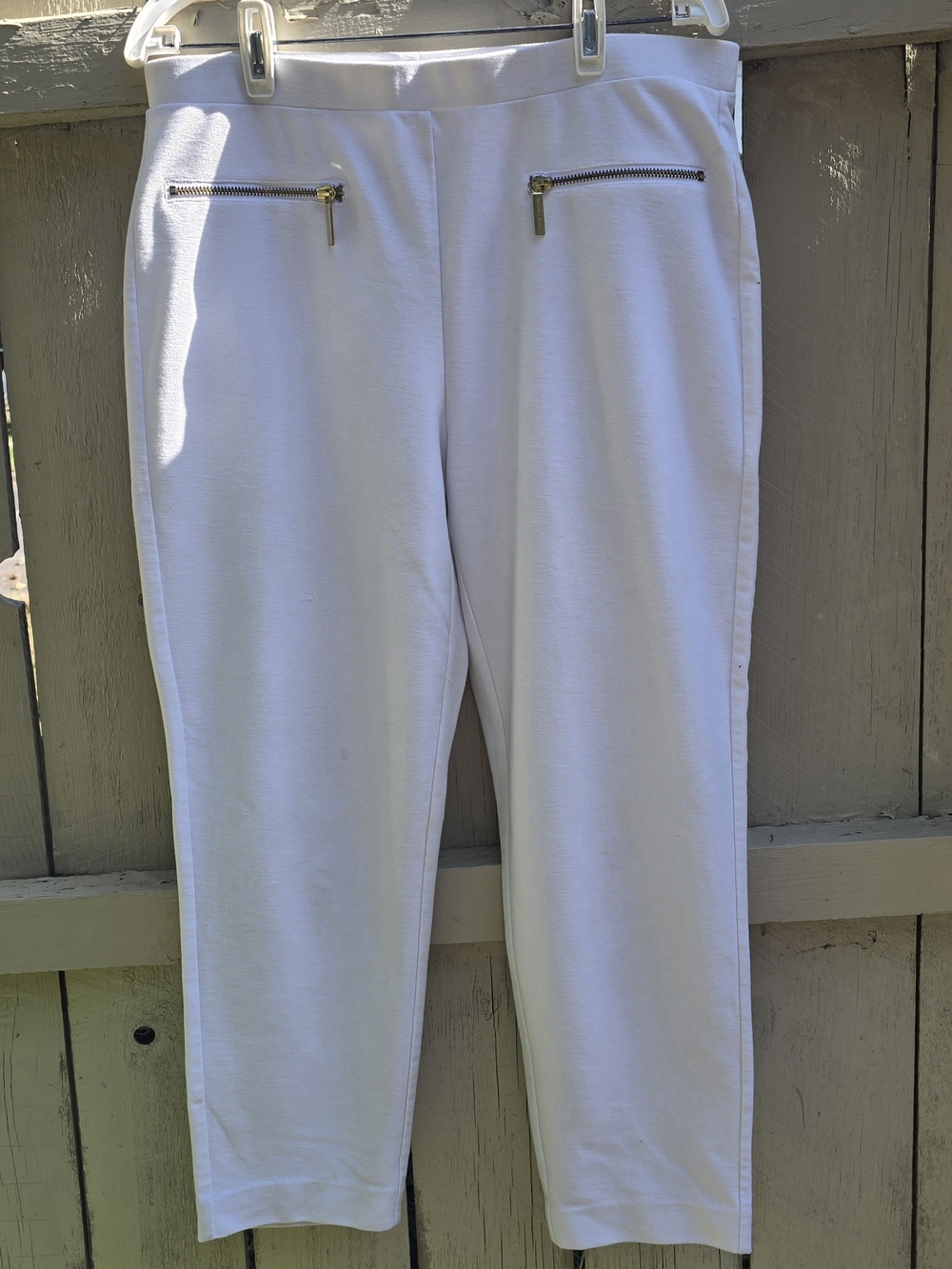 Michael Kors White Slim-Fit Ankle Pants w/ Gold Zipper Front Accents
